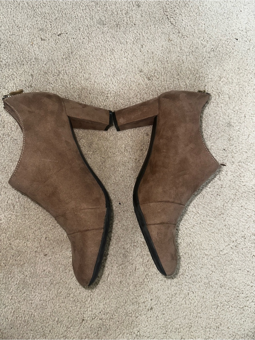 Aerosole Size 8.5 Suede Tan Ankle Booties - Women's Heeled Booties